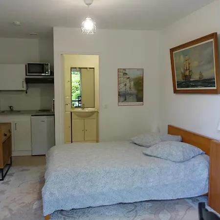 Coeuilly Village Parisien Sur Marne * 샹피니 쉬르 마른